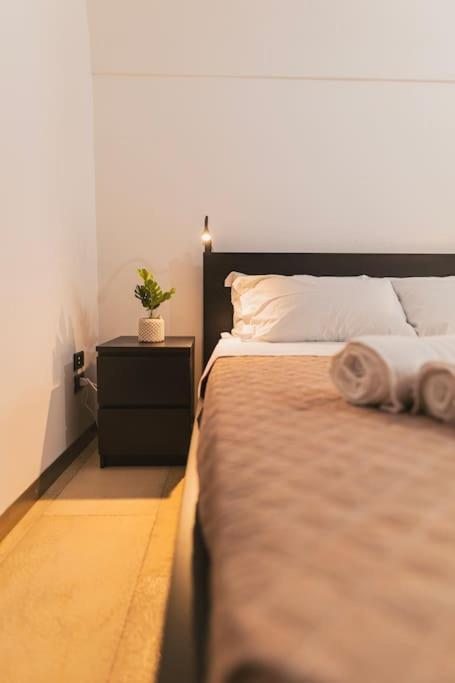 Trani -Suite ❉Marmor - Elegante Casa Storica ❉ Ngoại thất bức ảnh