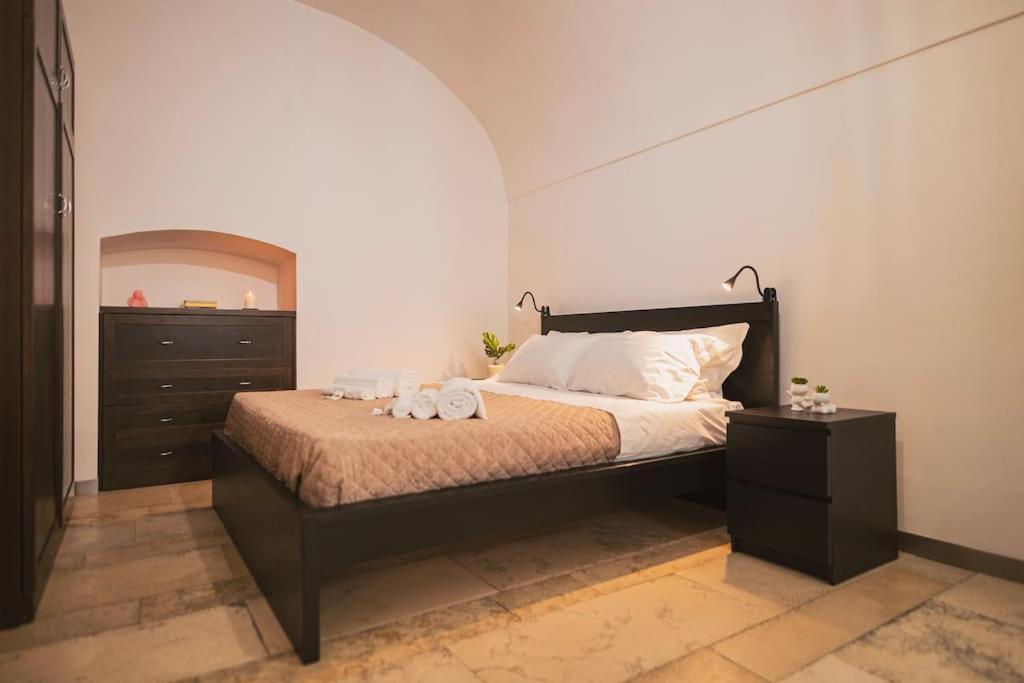Trani -Suite ❉Marmor - Elegante Casa Storica ❉ Ngoại thất bức ảnh